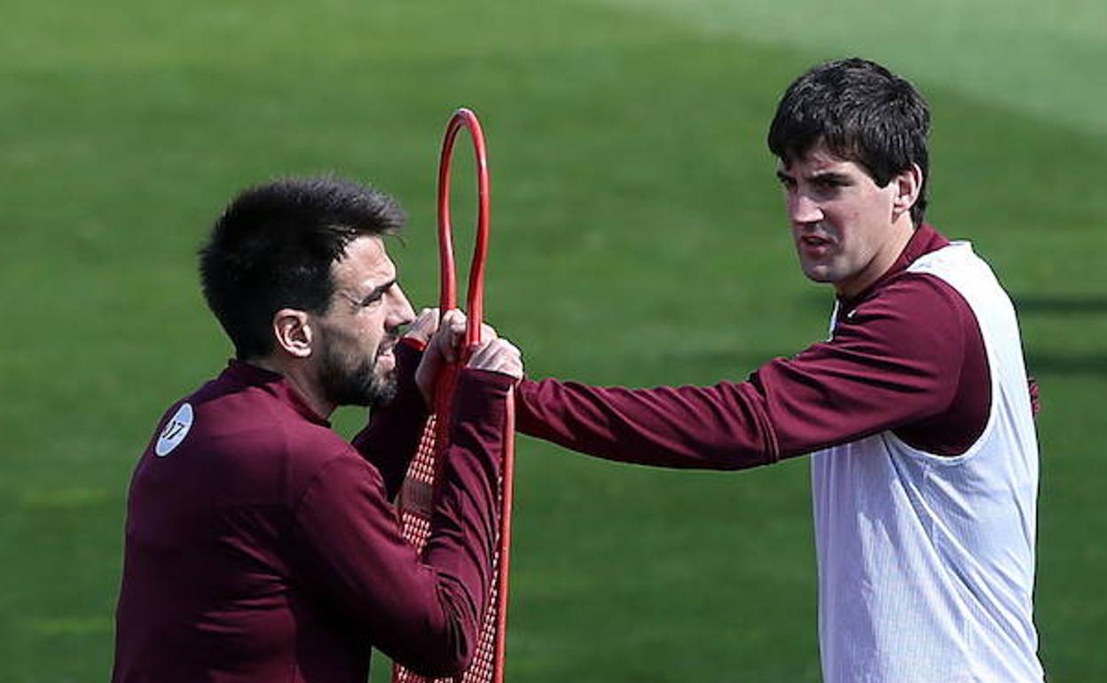 San José y Beñat, en un entrenamiento con el Athletic. 
