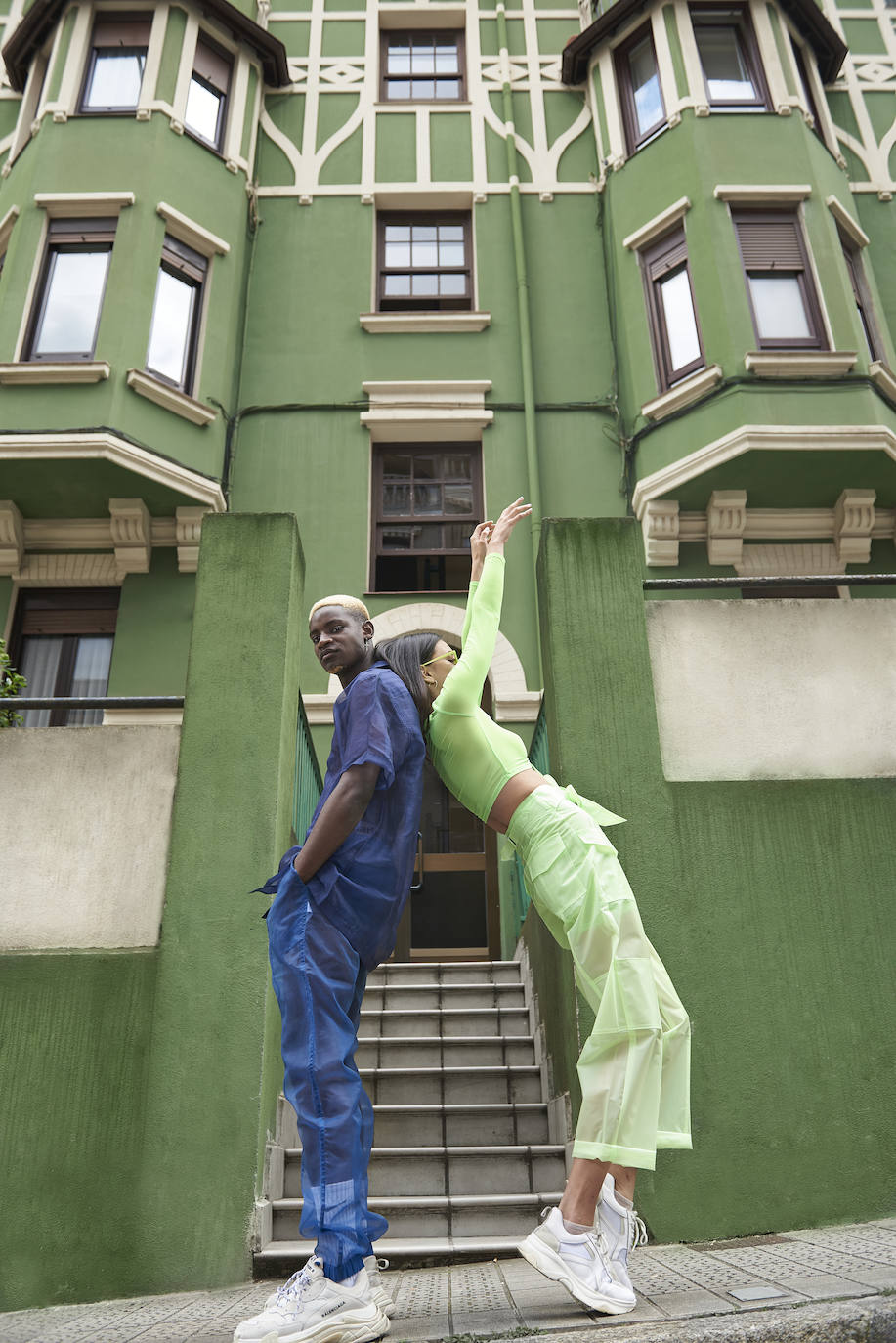 Fotos: Bilbao se llena de color: la visión «optimista» de una fotógrafa a través de la moda