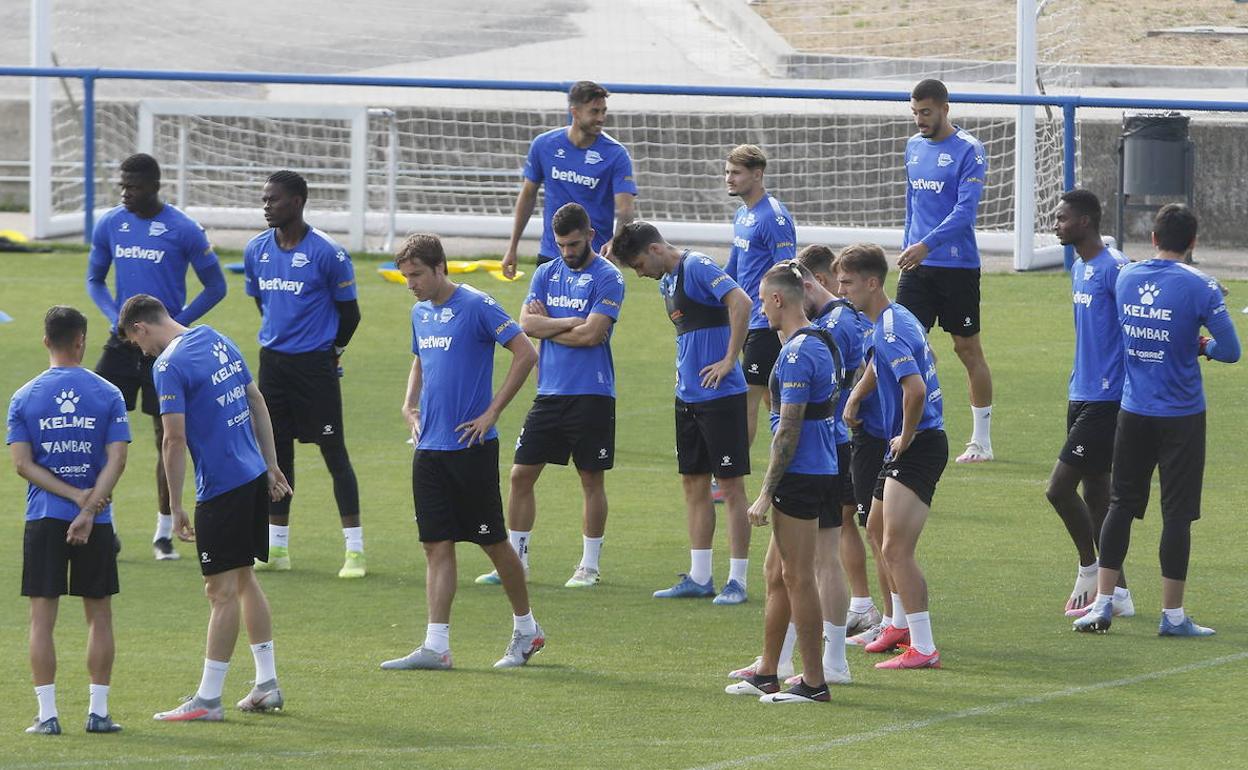 La plantilla albiazul, en el último entrenamiento. 