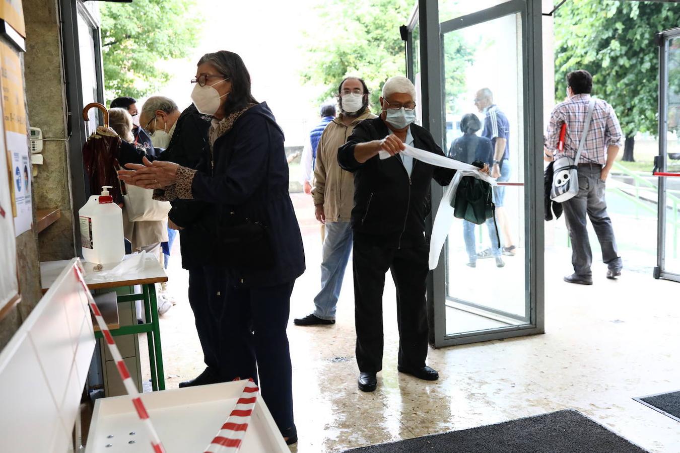 Centro electoral Juan de Garay, Bilbao, a primera hora de esta mañana