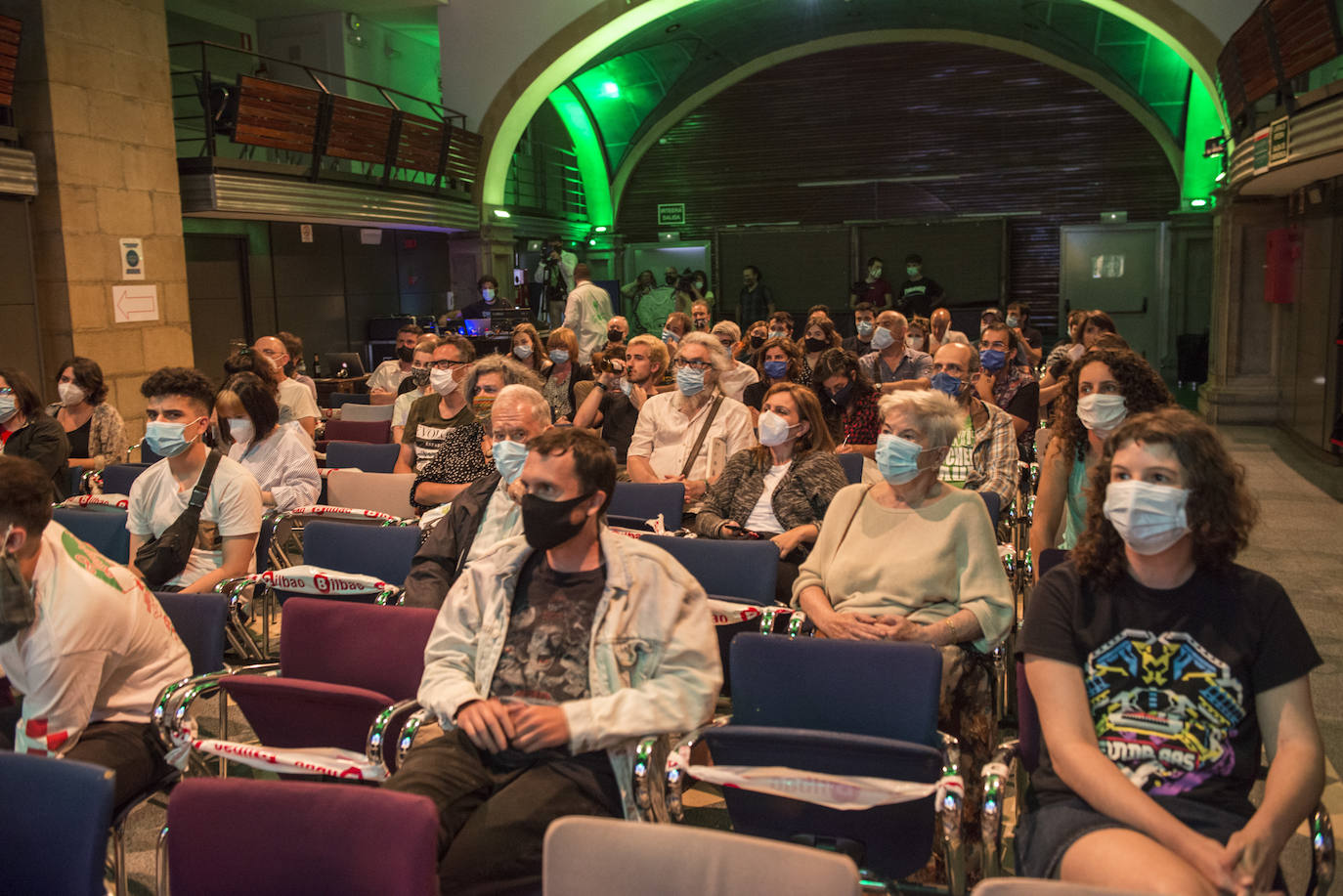 Público en la sala Bilborock. 