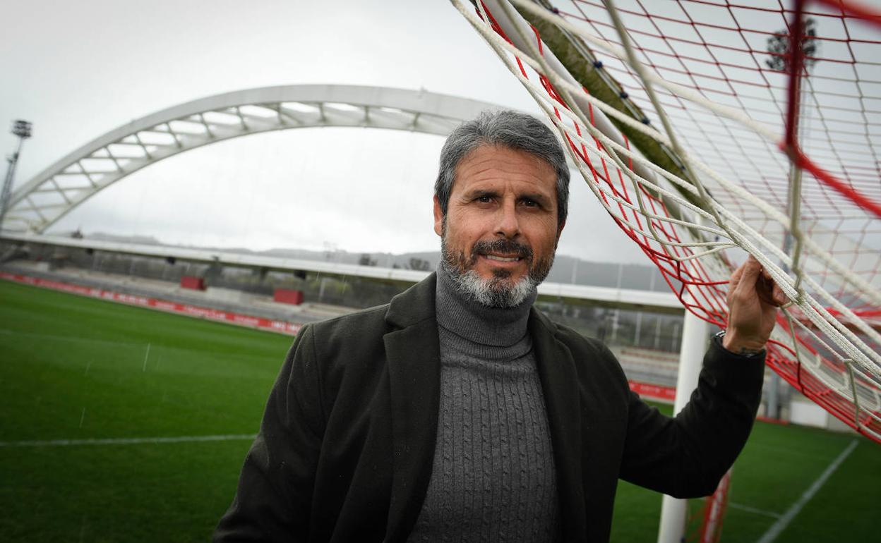 Rafa Alkorta, director deportivo del Athletic, posa en Lezama.