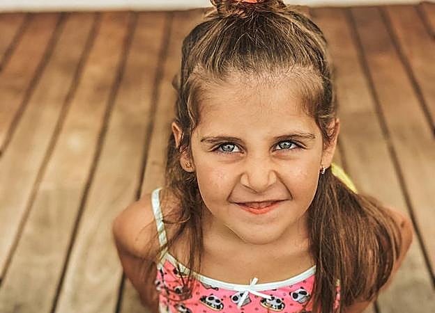 Valentina, una de las hijas de Carmen y Gorka.