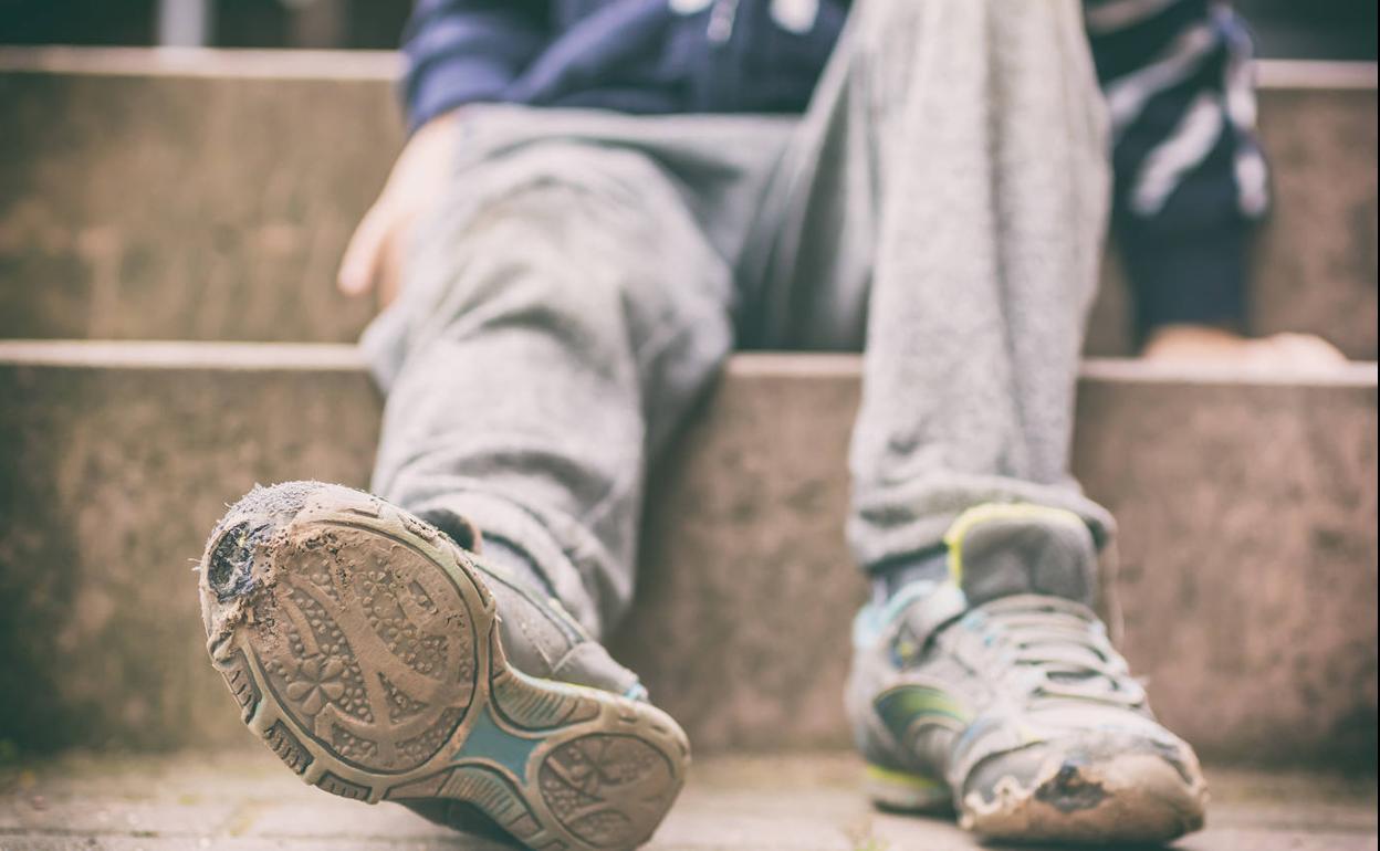 Herrialde batetik bestera mugitzeko murrizketek haur errefuxiatuak jartzen ditu arriskuan.