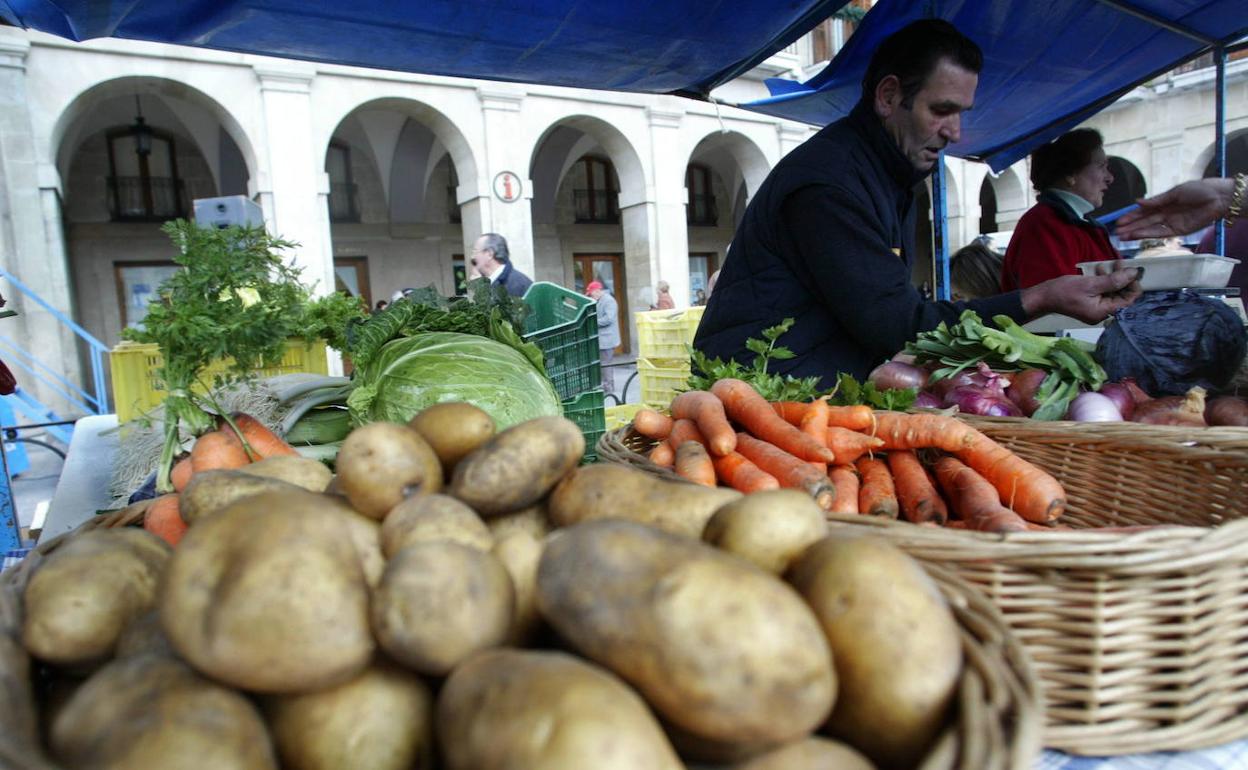 La patata de Álava se encuentra entre los primeros alimentos que lograron el sello. 
