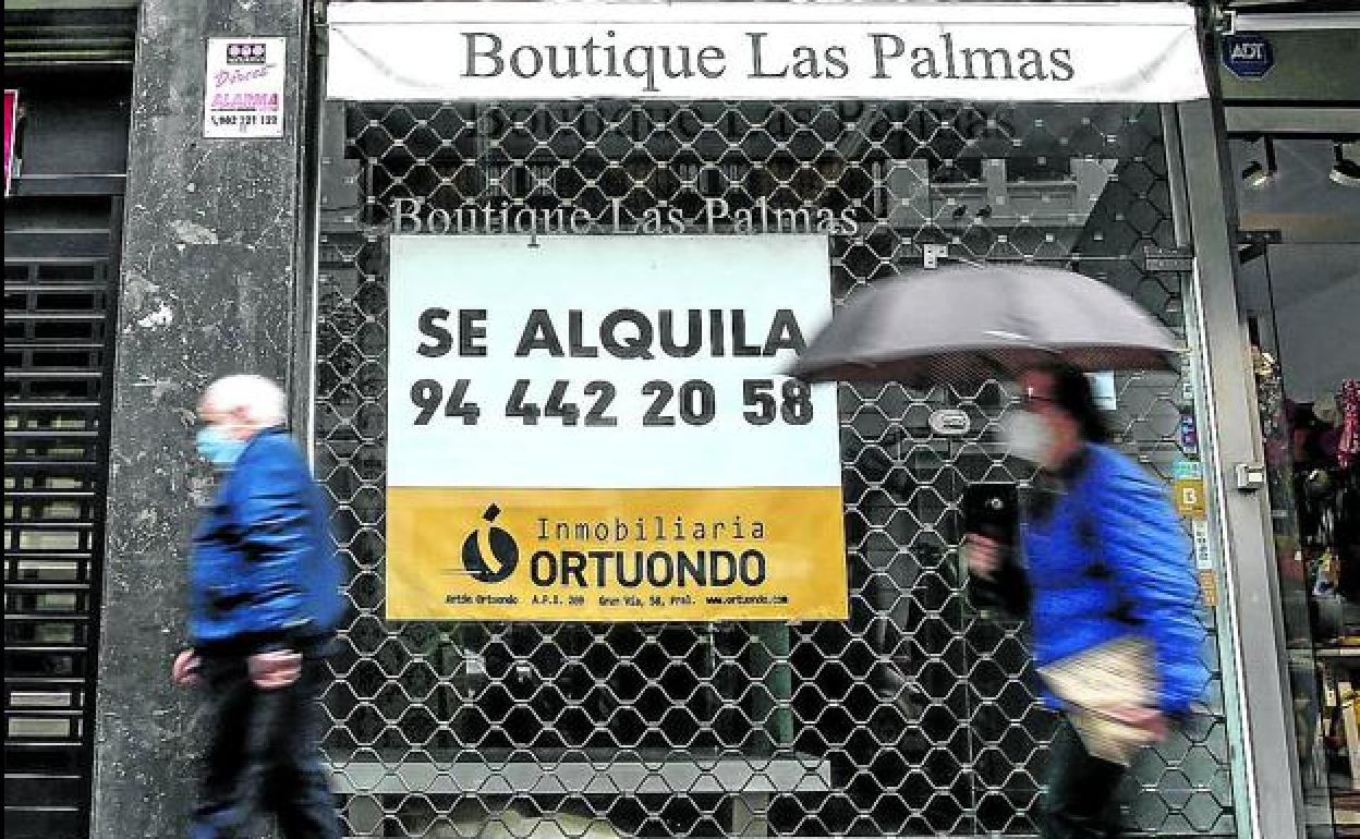 El coronavirus y la caída de ventas llevarán al cierre a más de 4.000 comercios vizcaínos