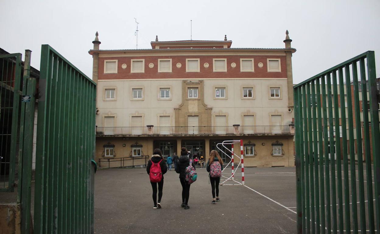 La mayor parte de los institutos vascos recibirán a los alumnos por las mañanas.