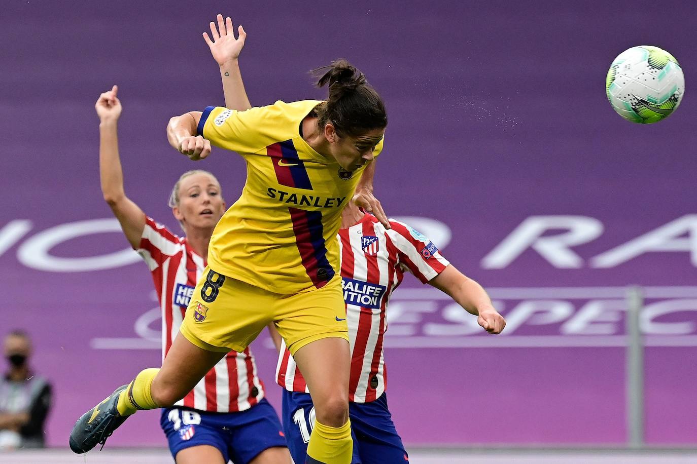 Fotos: Las mejores imágenes del partido entre el Barcelona y el Atletico Madrid en San Mamés