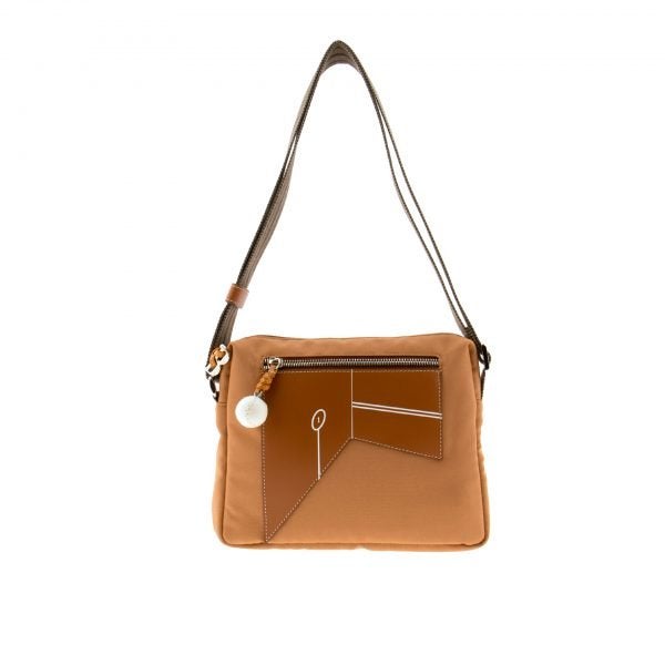 Fotos: Los bolsos sostenibles más deseados están inspirados en los frontones vascos