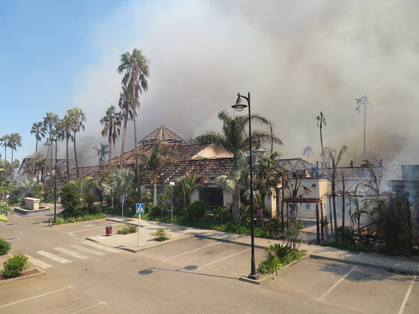 Fotos: Incendio forestal en Estepona