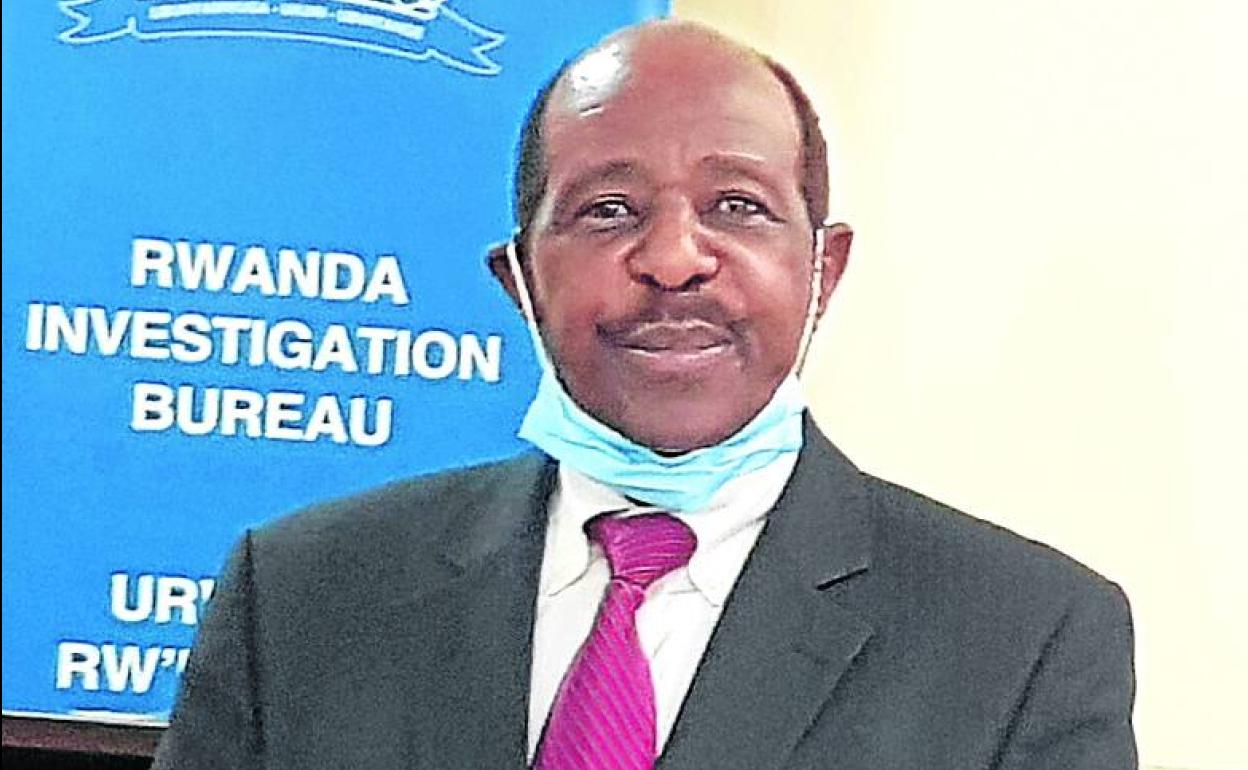 Paul Rusesabagina, fotografiado ayer tras su arresto en Kigali.