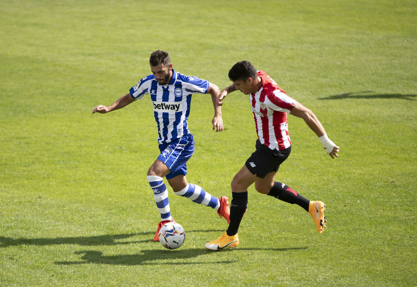 Fotos: Amistoso entre el Athletic y el Alavés