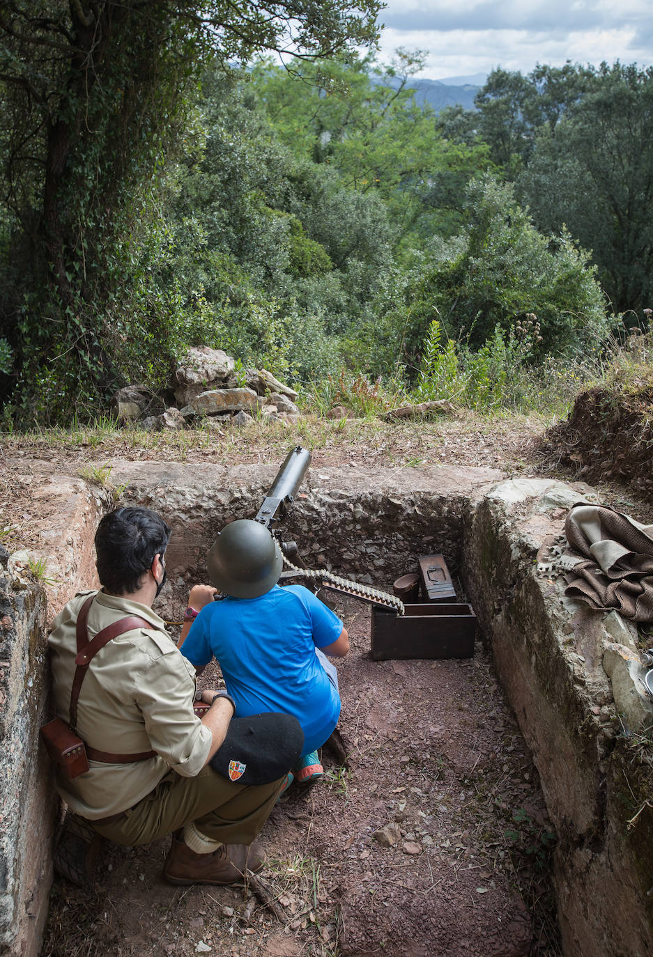Fotos: La visita teatralizada en Gamiz que recrea los momentos previos a la caída del cinturón de hierro