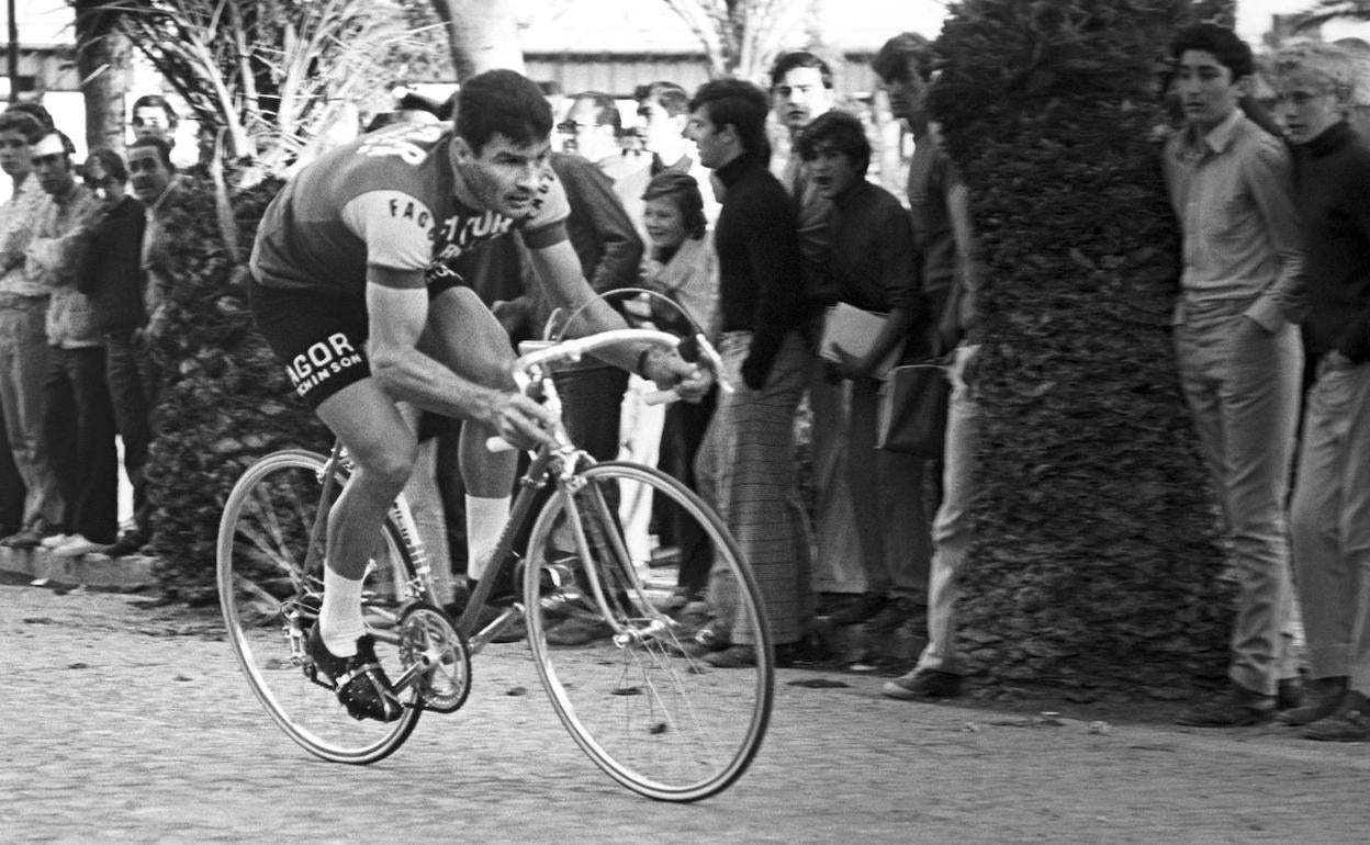 La leyenda francesa del ciclismo Raymond Poulidor