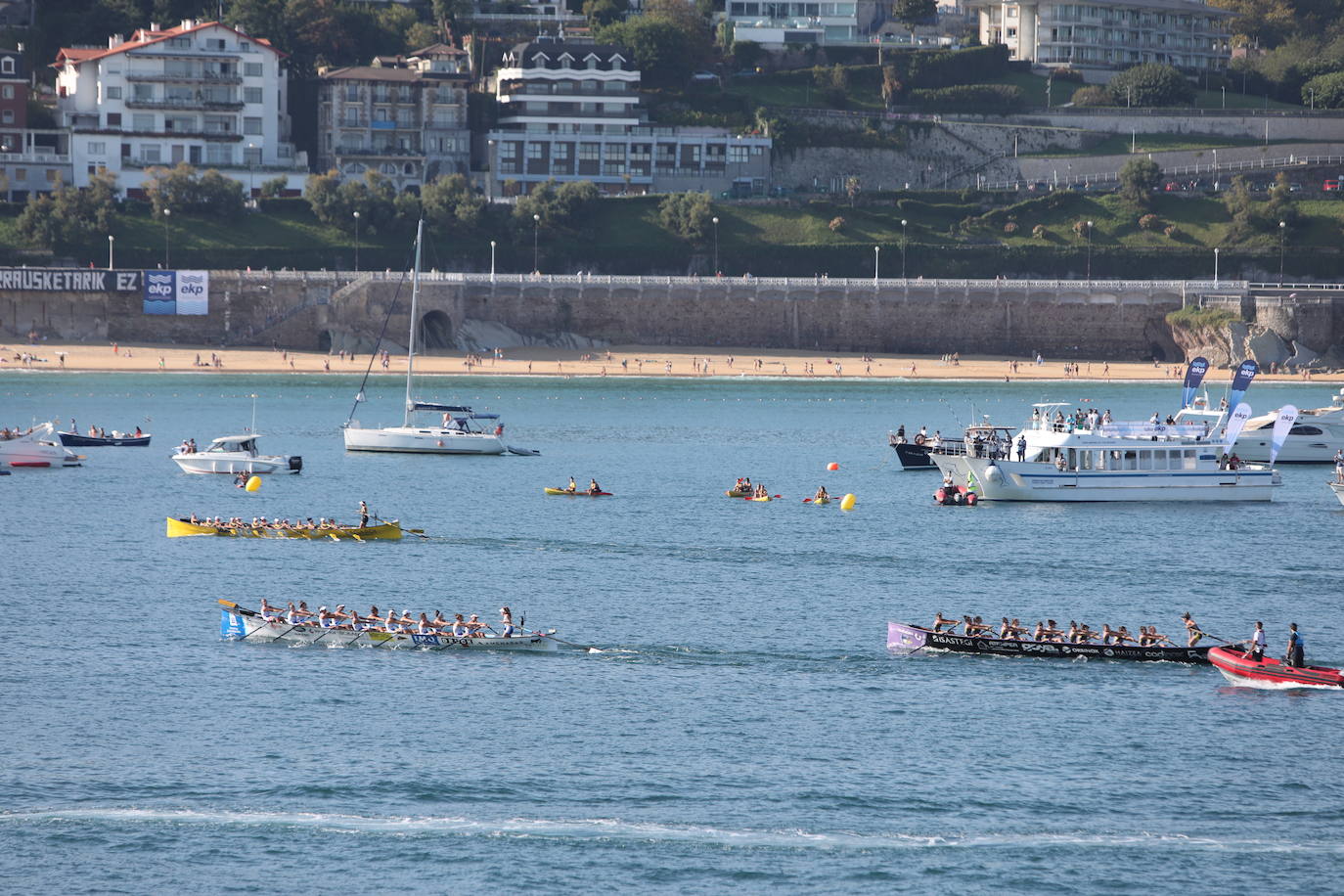 Fotos: Orio gana la bandera de la concha femenina