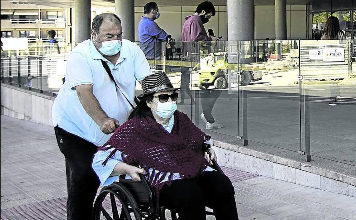 En el hospital de Urduliz llegó a haber 107 pacientes con coronavirus. 