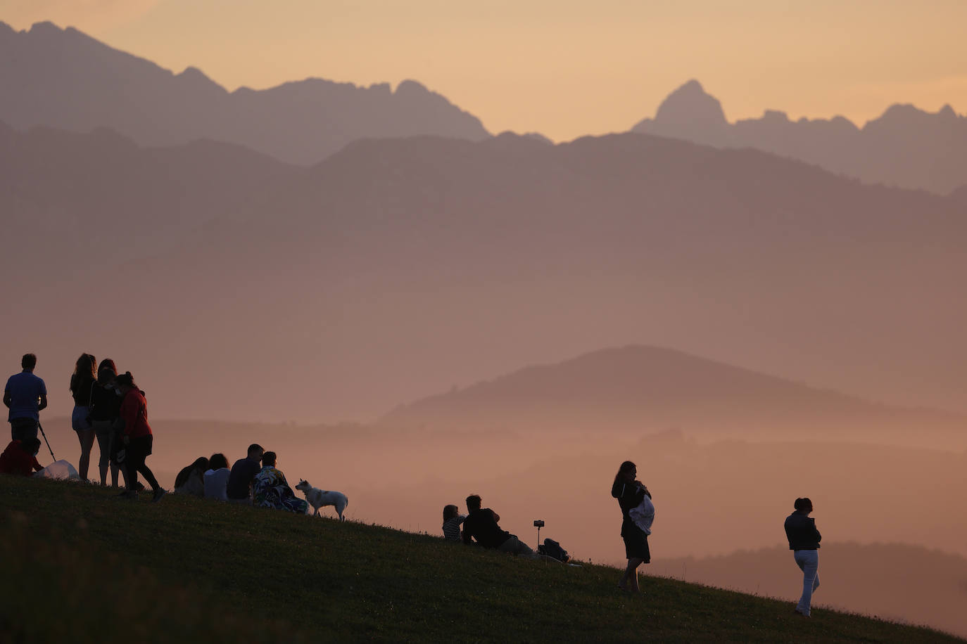 Fotos: Atardeceres del verano que se va, en la Cantabria occidental