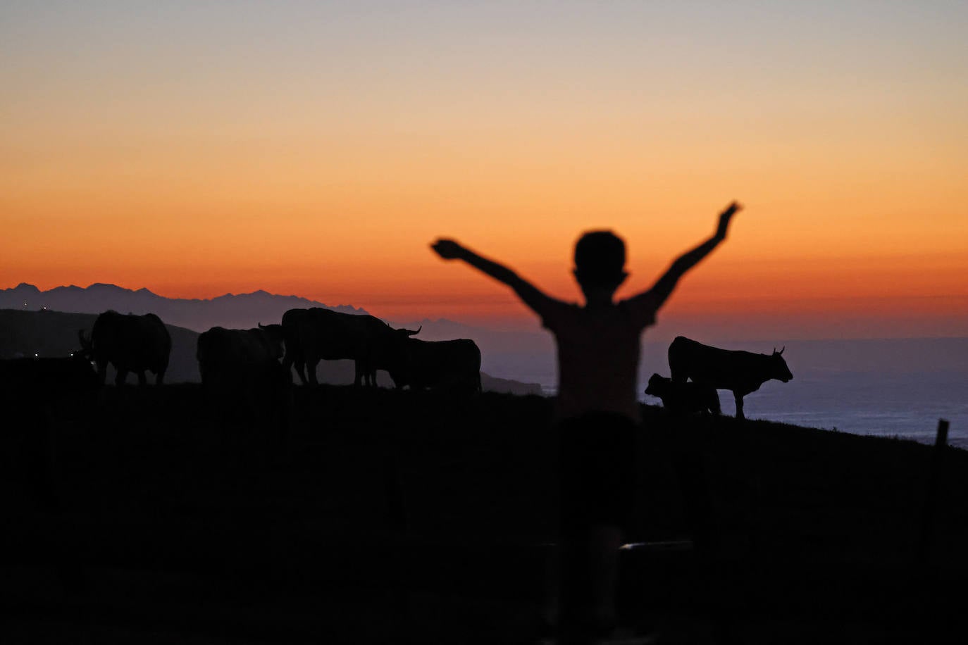 Fotos: Atardeceres del verano que se va, en la Cantabria occidental