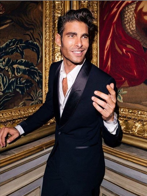 Fotos: Jon Kortajarena, Nieves Álvarez y Ester Expósito: embajadores de lujo en una exclusiva fiesta en Roma
