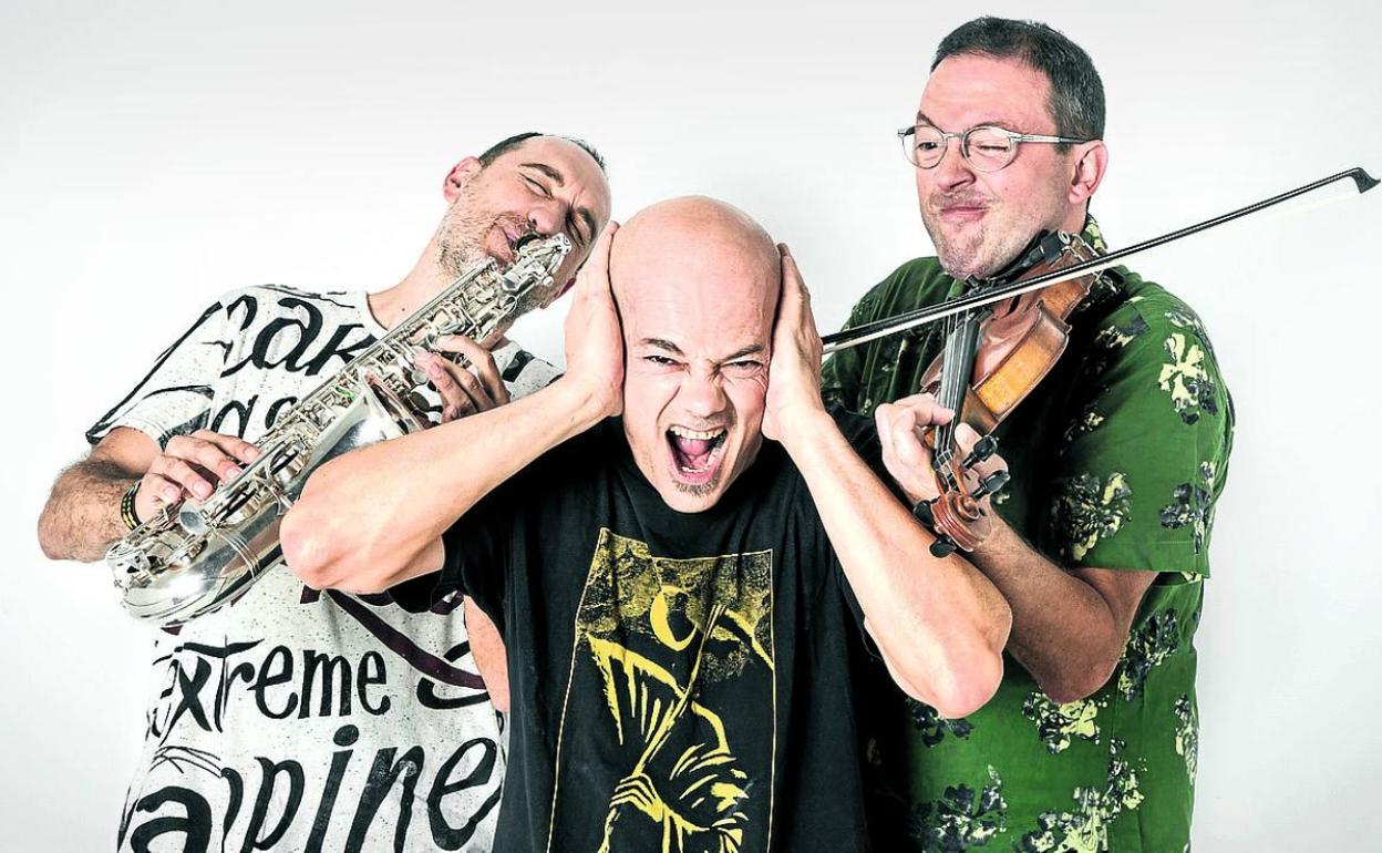 Goyo Yeves, Jesús Cifuentes y Alberto García, componentes de Celtas Cortos.