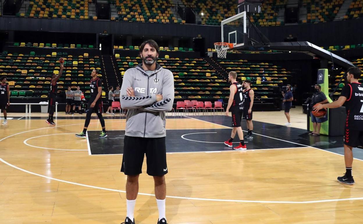 Álex Mumbrú espera que su equipo haga un buen partido en el Palau Blaugrana. 