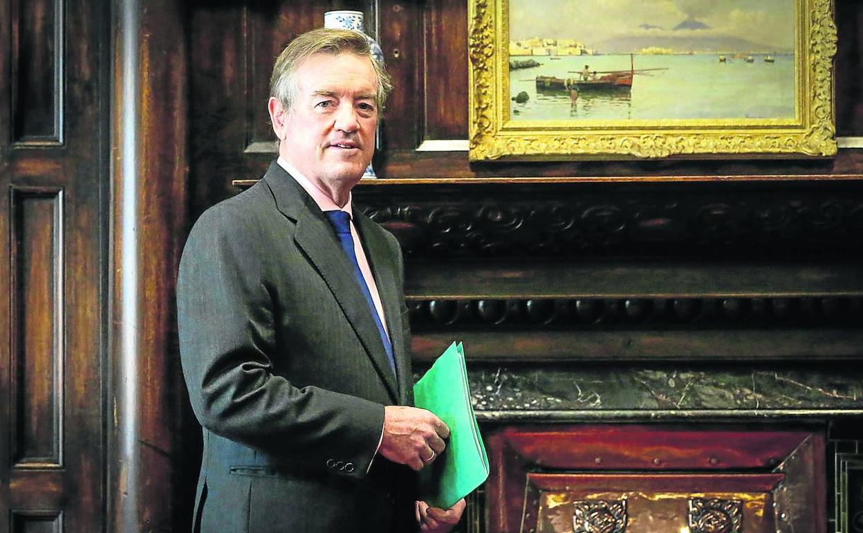 Andrés Sendagorta, presidente de Sener, en uno de los despachos de la sede de la empresa en Getxo. 