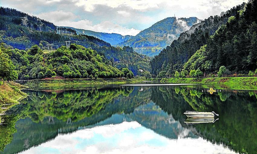 Paisaje de ensueño en el embalse de Undurraga.