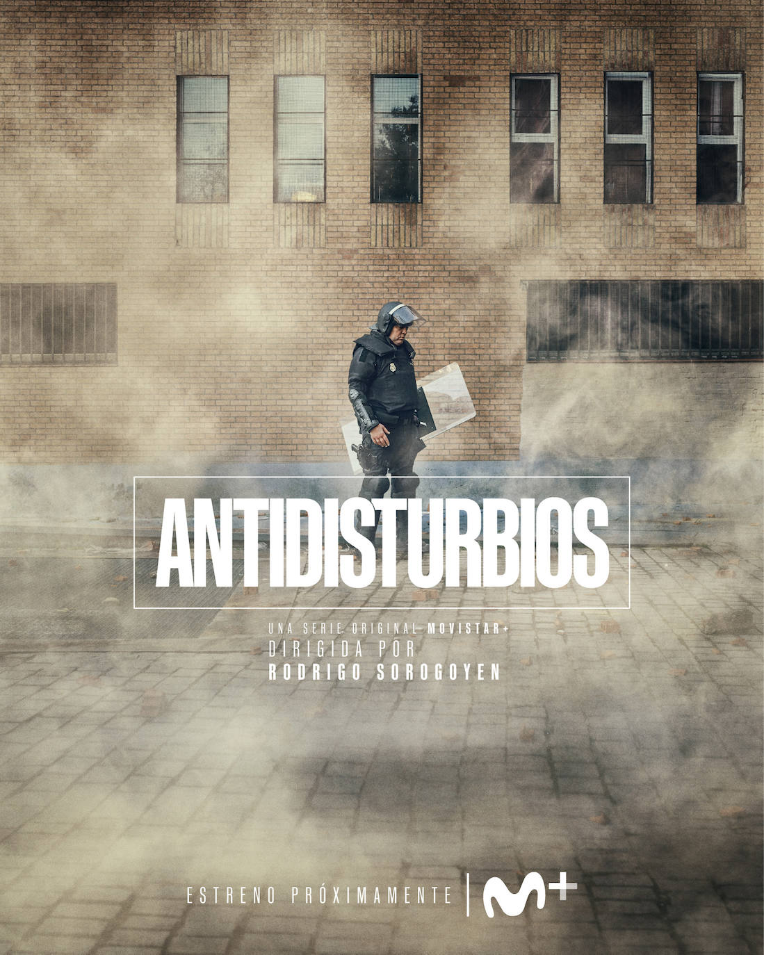 'Antidisturbios', 16 de octubre en Movistar+ | Aplaudida en el reciente Festival de cine de San Sebastián, la serie "Antidisturbios", creada por Rodrigo Sorogoyen e Isabel Peña, se centra en la historia de seis antidisturbios que tendrán que enfrentarse a una acusación de homicidio imprudente al haberse producido una muerte en la ejecución de un desahucio en el centro de Madrid. 