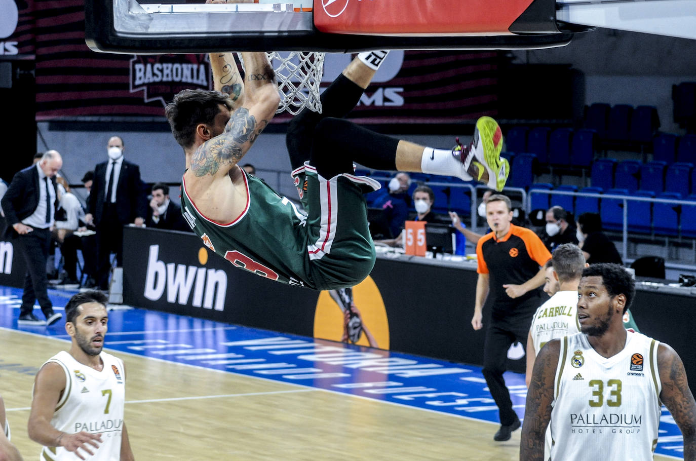 Fotos: Las mejores imágenes del TD Systems Baskonia - Real Madrid