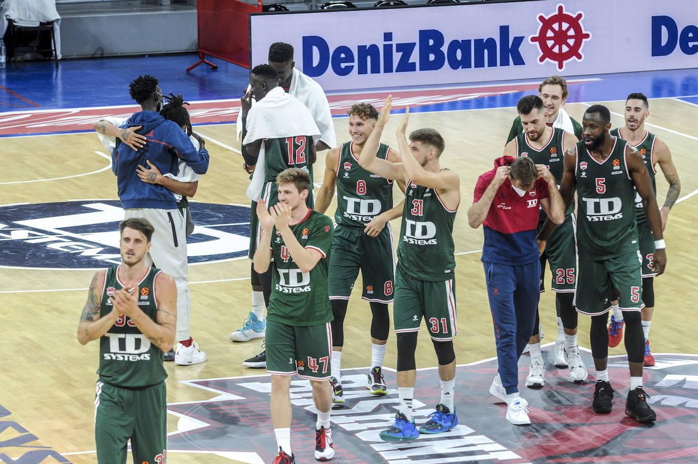 Fotos: Las mejores imágenes del TD Systems Baskonia - Real Madrid