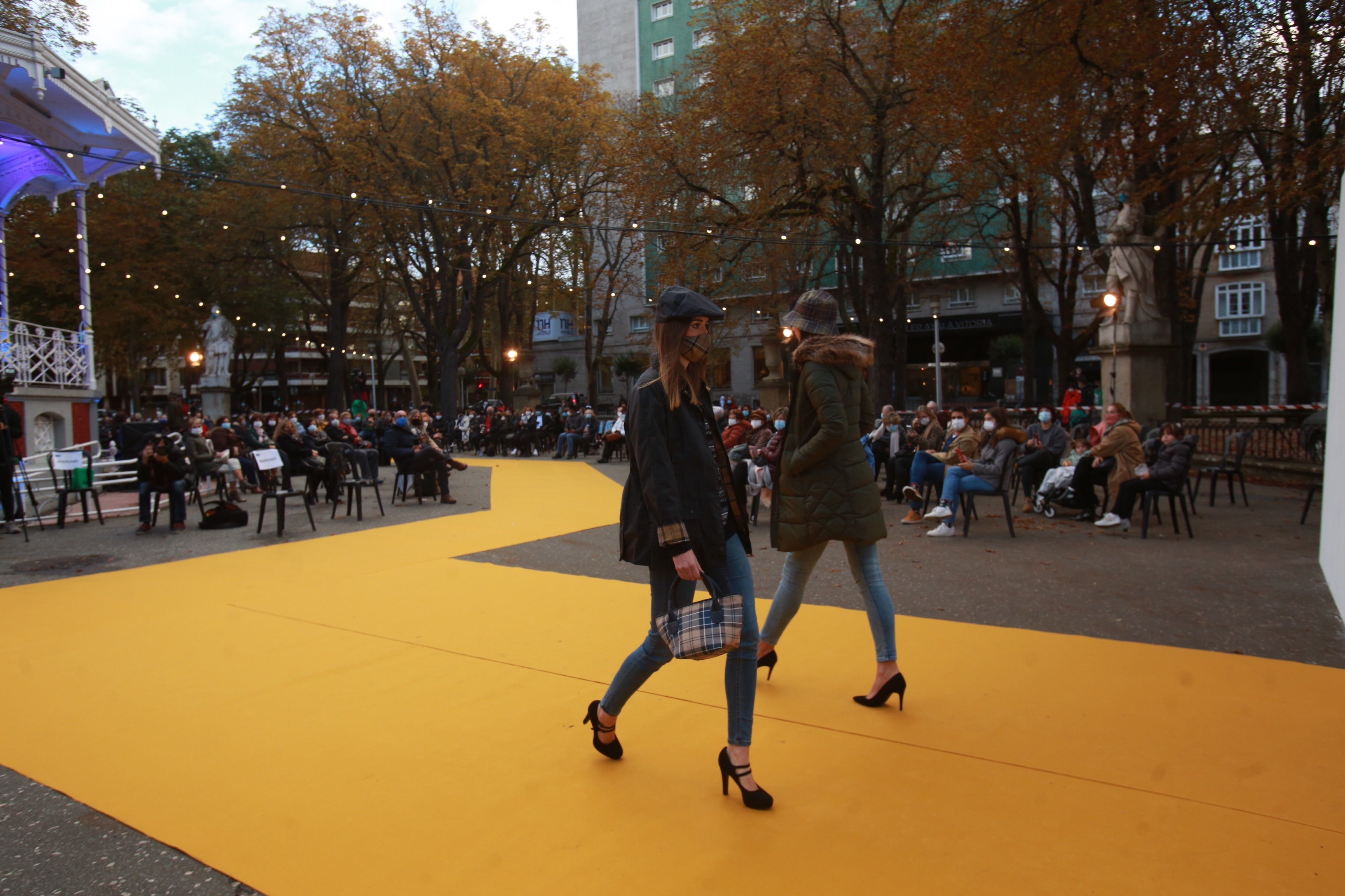 Fotos: Las mejores imágenes del primer desfile de la Pasarela Gasteiz On