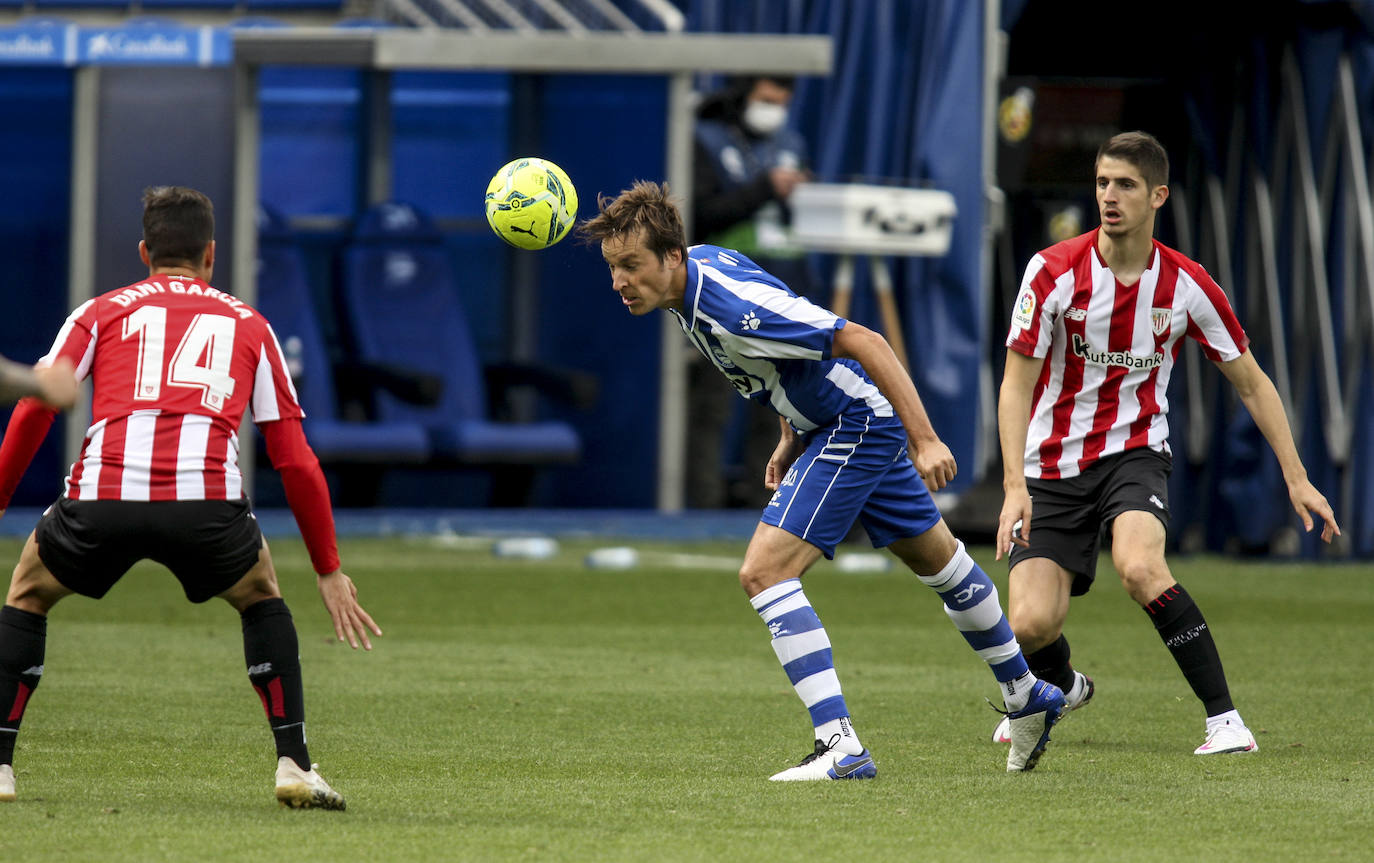 El estadio de Mendizorroza ha albergado el derbi entre albiazules y rojiblancos