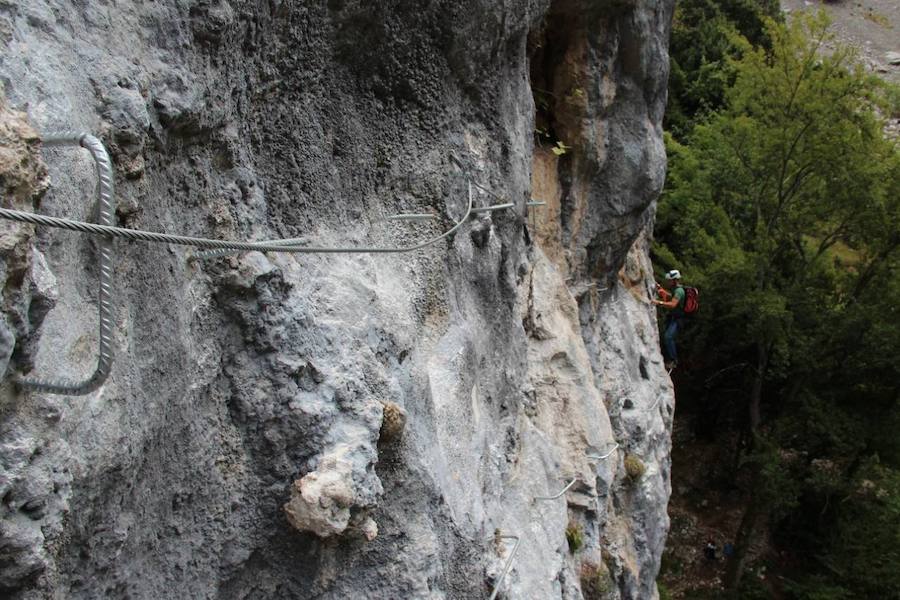 Fotos: Conoce las vías ferratas de La Hermida