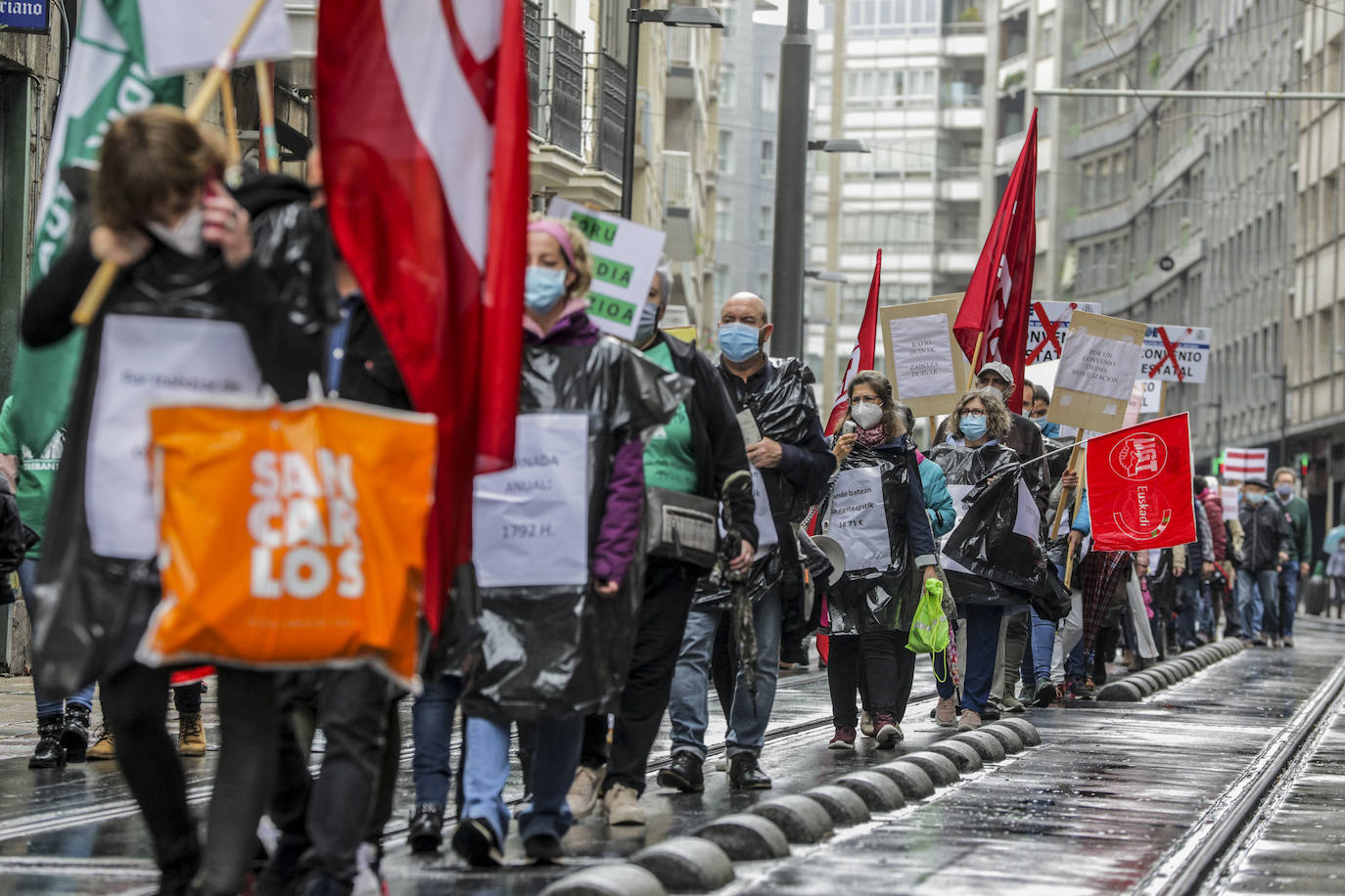 Primer día de huelga en las residencias privadas por unos salarios que no llegan a mileuristas. 