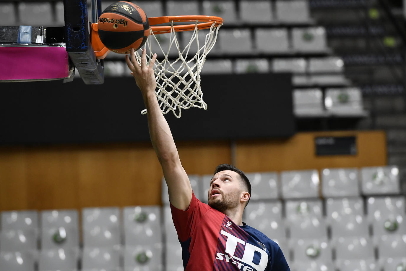 Fotos: El Joventut-Baskonia, en imágenes