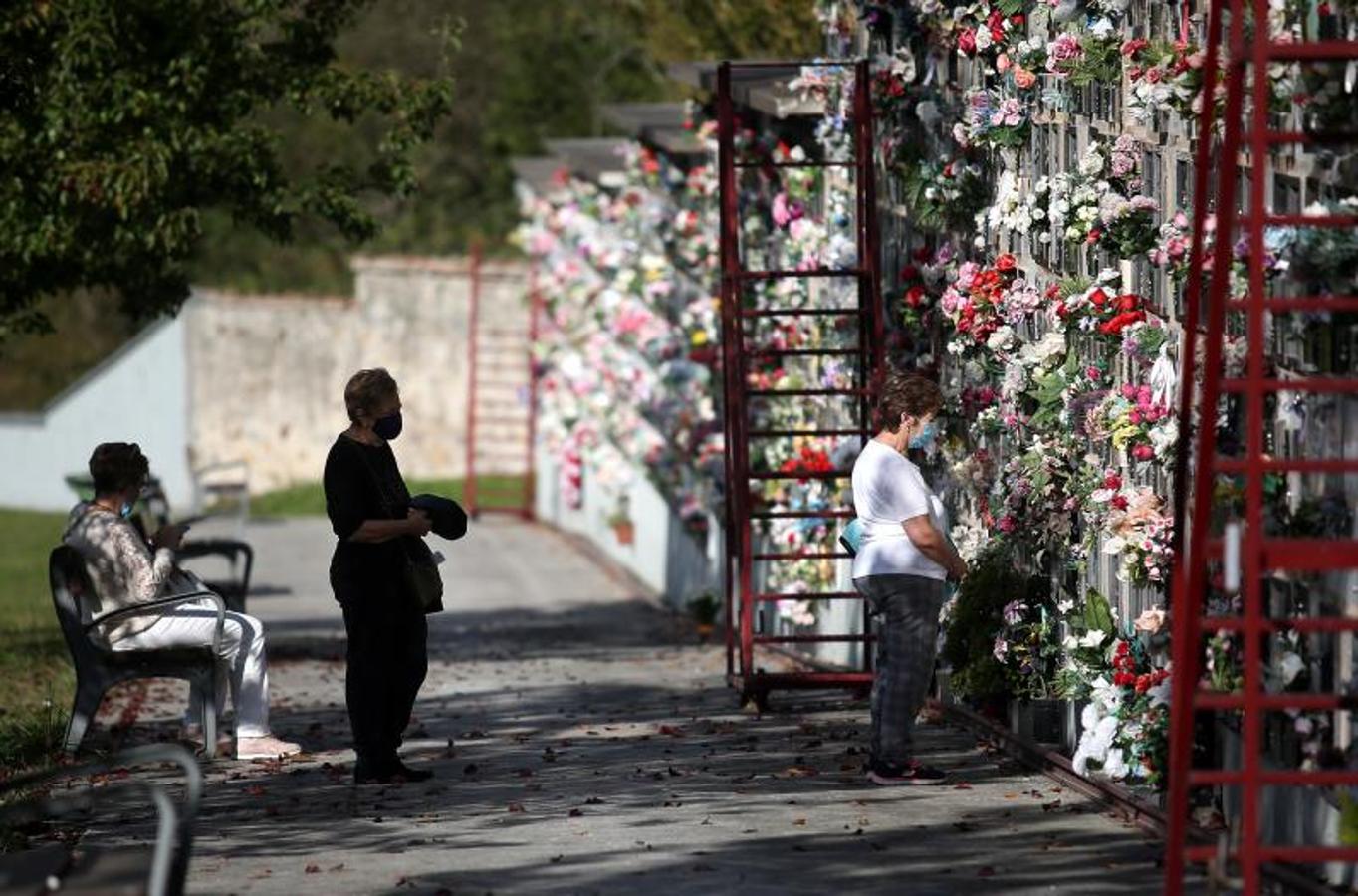 Cementerio de Derio en el Día de Todos los Santos