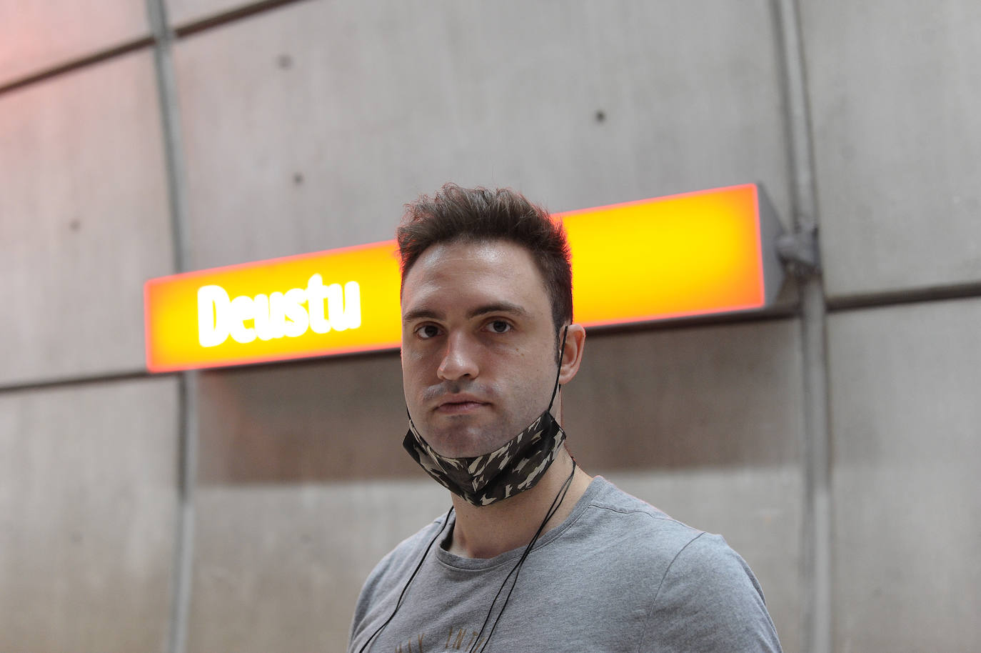 "Vengo de hacer crossfit en Barakaldo. No tengo coche propioo. A veces me cabreo porque el torno donde se pone la 'Barik' tarda mucho en abrirse y acabas perdiendo el metro si vienes con prisa. En Málaga también hay metro desde el puerto a la periferia de Benalmádena, pero tarda mucho". 