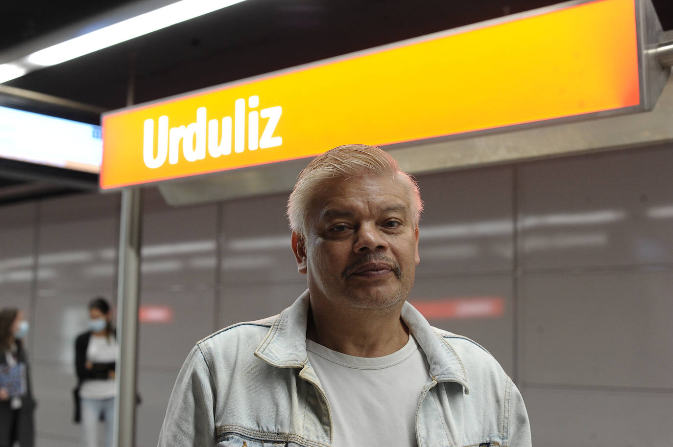 "Me gusta ir charlando con gente, todavía se puede entablar conversación y conocerse. Es un transporte seguro y rápido". 