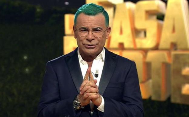 Jorge Javier Vázquez con el pelo verde.