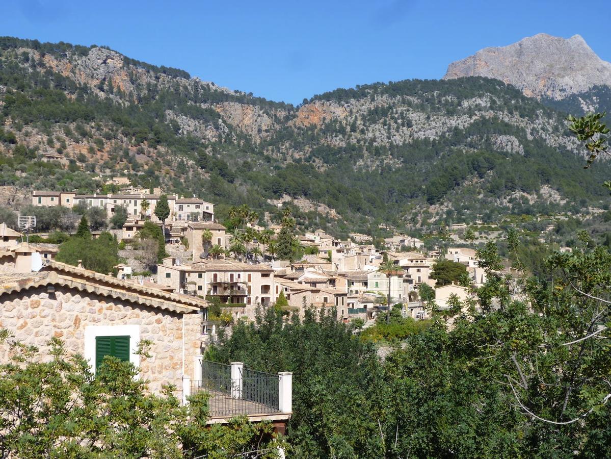 9.- Fornalutx (Mallorca, Baleares) | El pueblo de montaña de Fornalutx se encuentra en lo alto de la Serra deTramuntana, sobre el valle de Sóller.