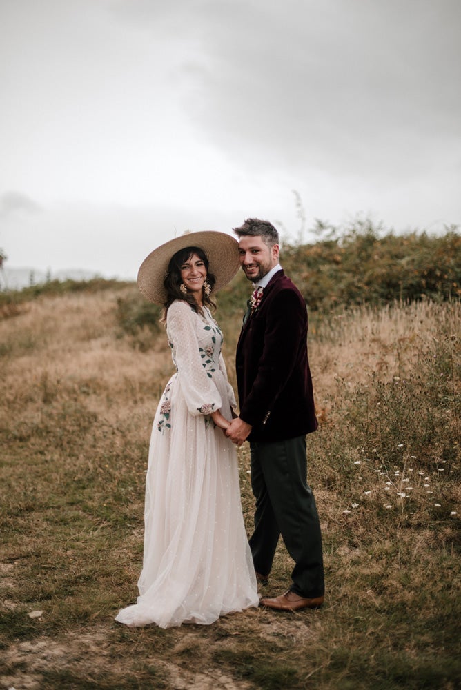 Fotos: La boda alternativa de Ismael (de «El conquistador del fin del mundo») e Iraia en el Valle de Arratia