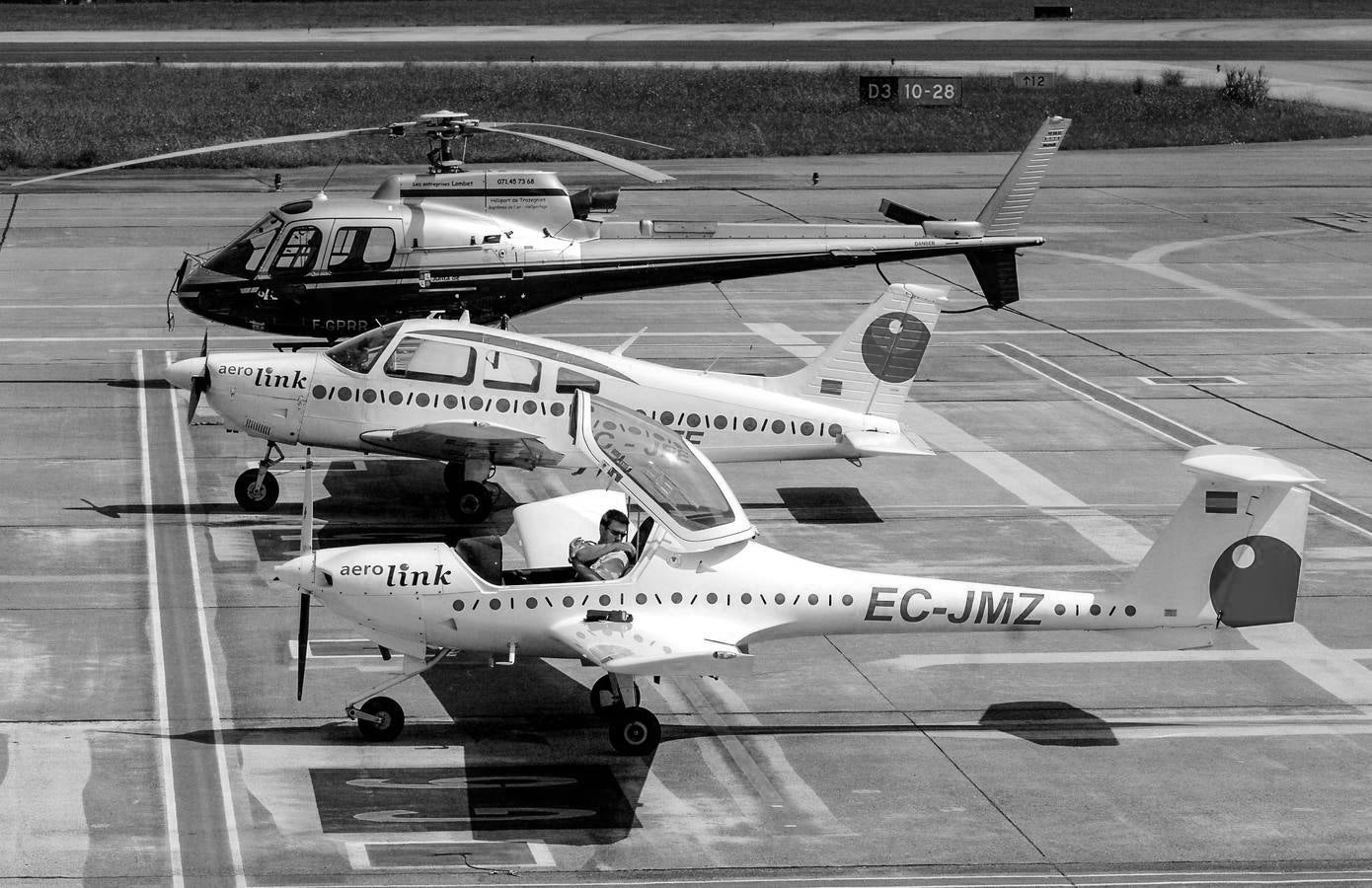 Fotos: El aeropuerto de Sondika en imágenes