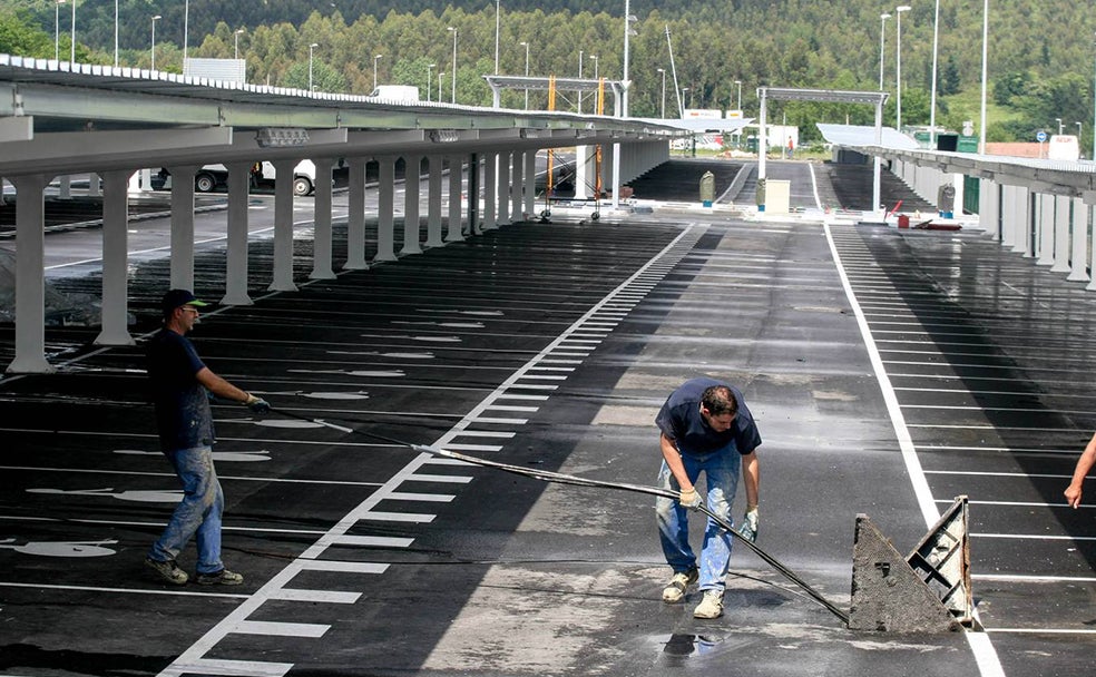 Fotos: Las mejores imágenes de La Paloma del aeropuerto de Bilbao