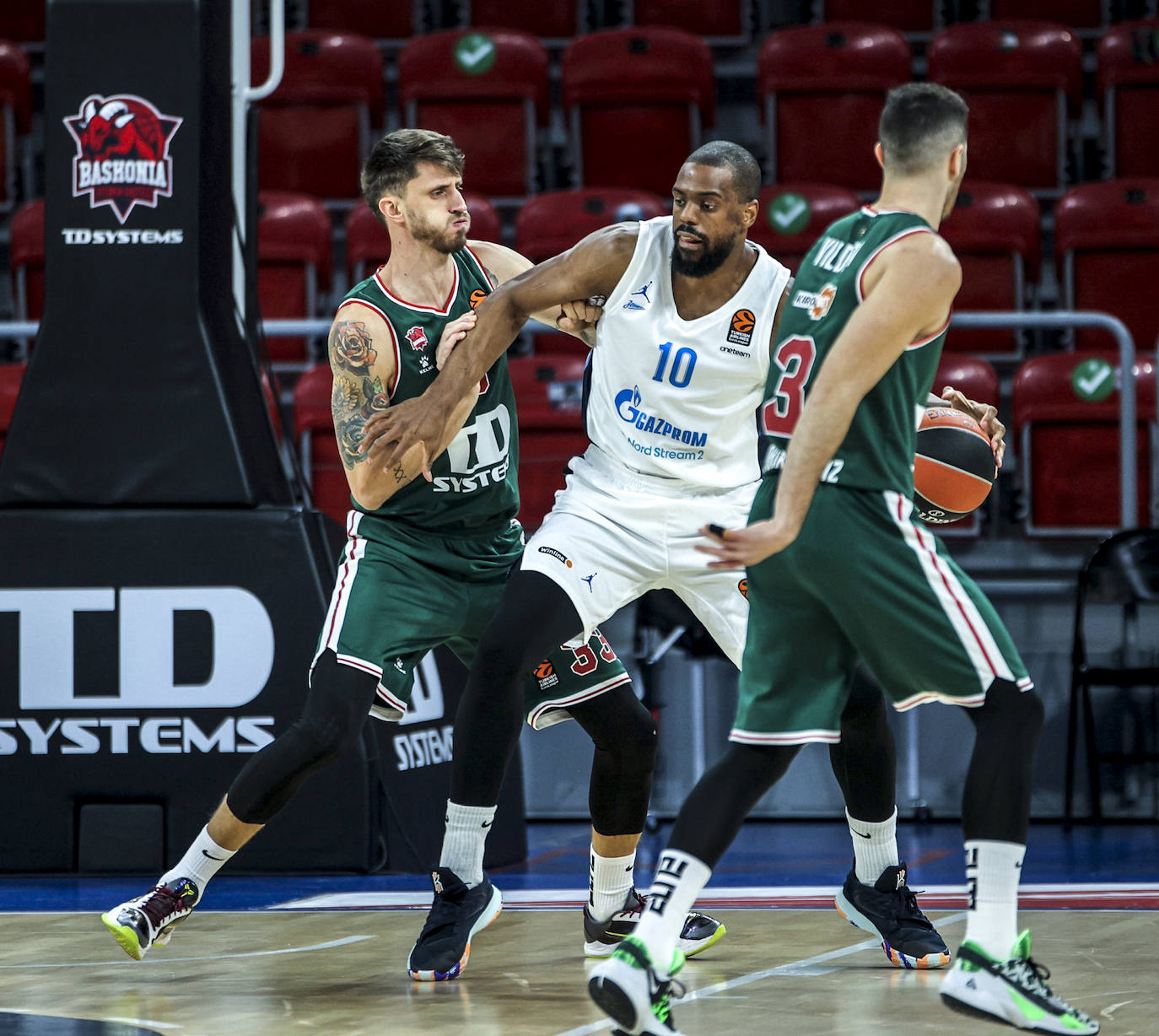 Fotos: Las fotos del Baskonia - Zenit