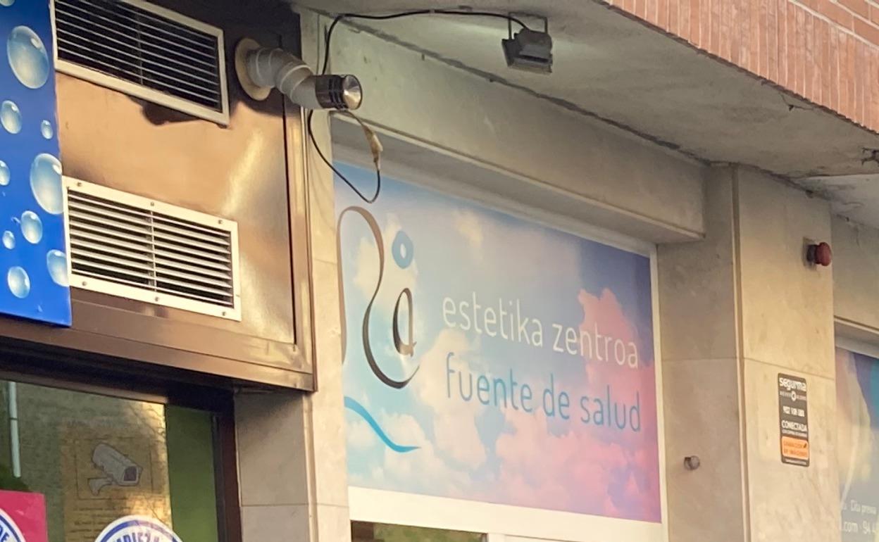 El Ayuntamiento presenta la plataforma en la calle Muguru. 