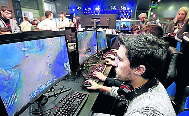 Este año se podrán disputar torneos deportivos online.