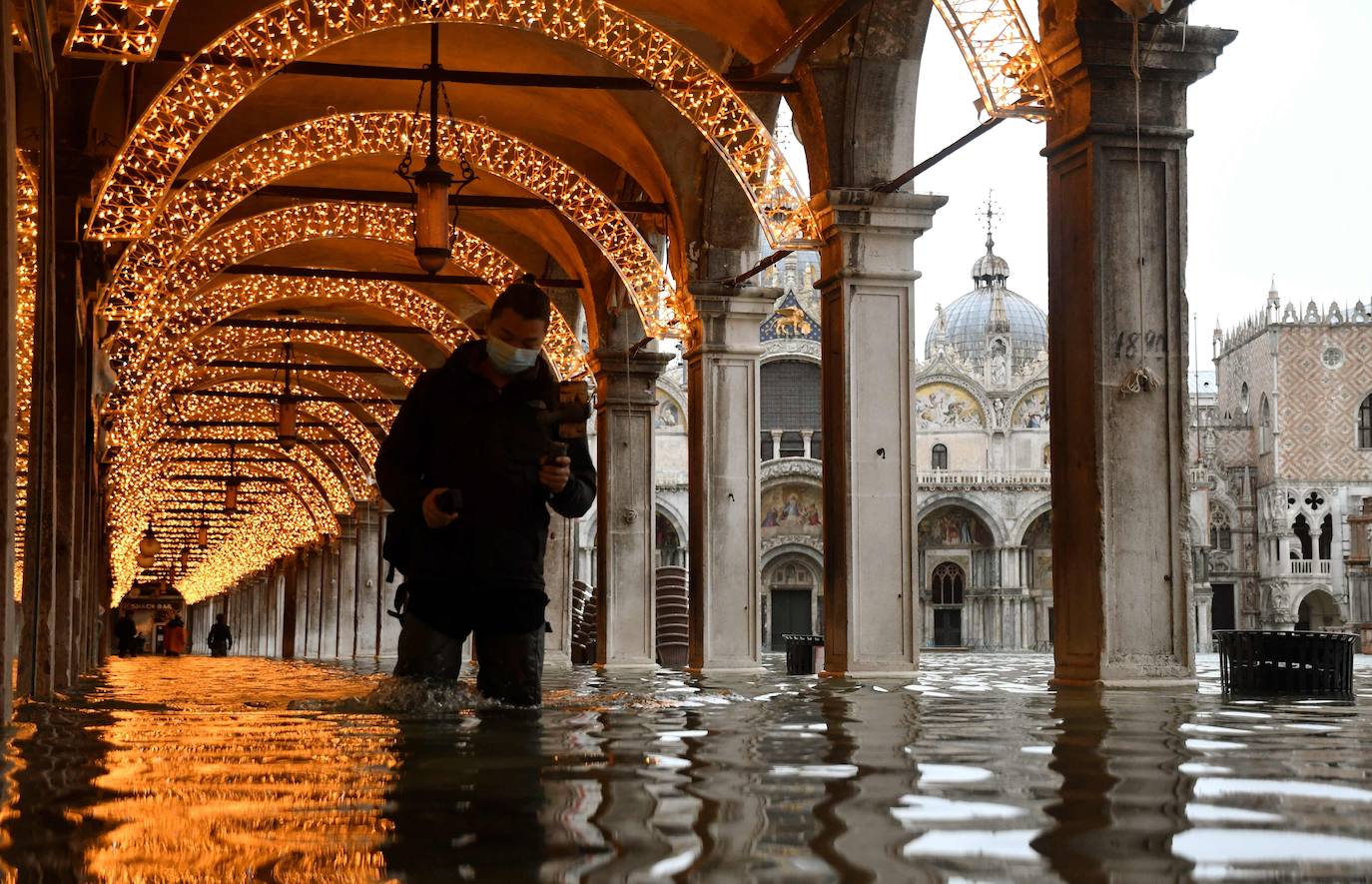 Fotos: Los diques fallan y el &#039;acqua alta&#039; inunda Venecia