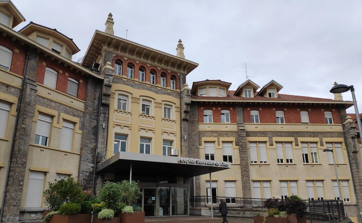 En el hospital San Juan de Dios de Santurtzi trabajan cerca de 300 personas.