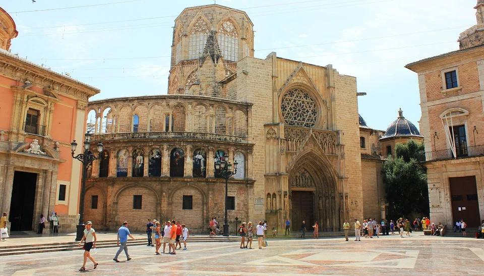 Plaza de la Virgen (Valencia) 