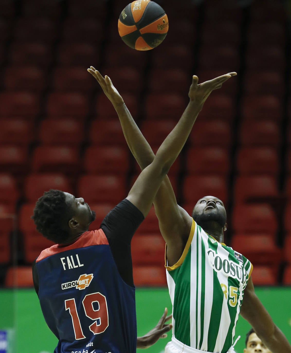 Fotos: Las imágenes del Real Betis-Baskonia